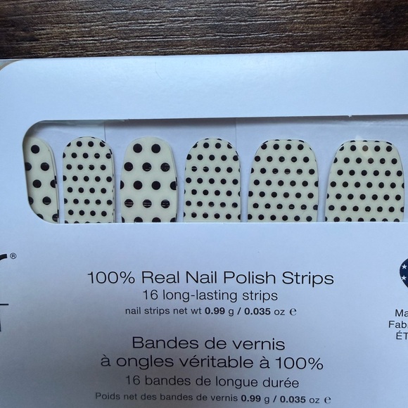 Color Street Nail Polish Strips: Polka Dot-Com - Picture 7 of 12